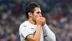 Destrozan a Raphael Veiga