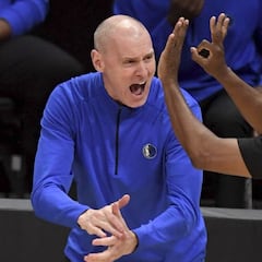 Rick Carlisle abandona el banquillo de los Mavericks