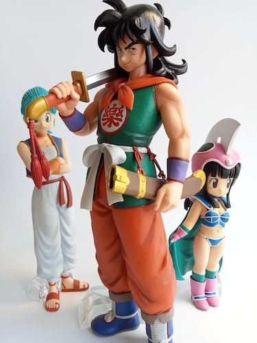 El triángulo amoroso más divertido de ‘Dragon Ball’ en estas geniales figuras de Yamcha, Bulma y Chi-Chi