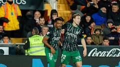 Aprobados y suspensos del Elche: Diang pasa de héroe a villano