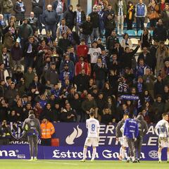 Hasta el vestuario del Deportivo pide ya que se traigan refuerzos