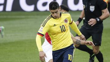 James Rodríguez durante la Copa América de Chile 2015 ante la Selección peruana.