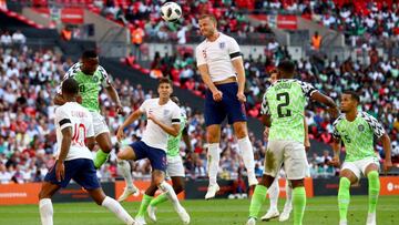 Cahill y Kane lanzan a Inglaterra e Iwobi maquilla a Nigeria