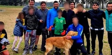 Acusan a Carlos Tevez de romper la cuarentena para jugar al fútbol con un concejal de Maipú