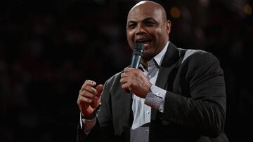 Barkley a Smollett: "Si haces un crimen, no firmes un cheque"