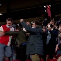 Tiene que ser una despedida de soltero: la celebración en el Pizjuán que es TT