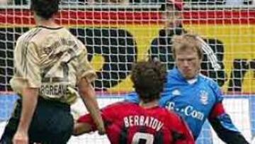 <b>HUMILLADOS.</B> El Bayern vuelve a revivir los malos momentos de la pasada temporada.