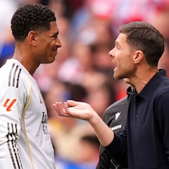 Bellingham sale del escondite