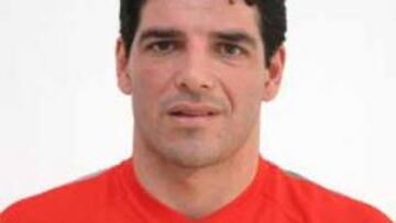 <B>PODRÍA NO DEBUTAR.</B> Ha sido una de las peticiones expresas de Cúper, pero su debut oficial podría retrasarse.