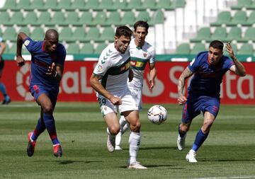 01/05/21  PARTIDO PRIMERA DIVISION 
ELCHE  -  ATLETICO DE MADRID 
KONDOGBIA , LUCAS BOYE , GIMENEZ 