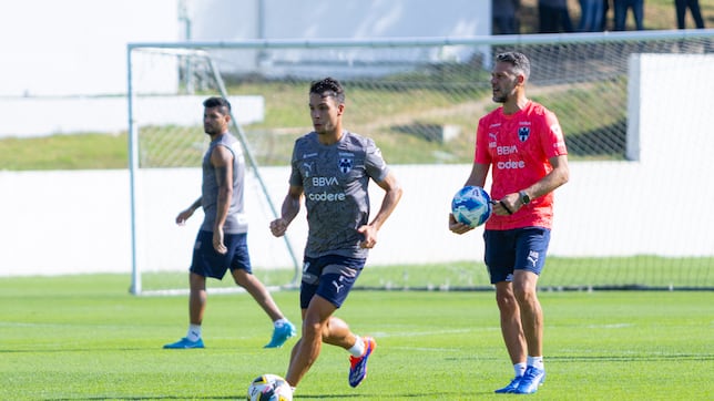 Martín Demichelis habló del futuro del ‘Tecatito’ Corona y Brandon Vázquez