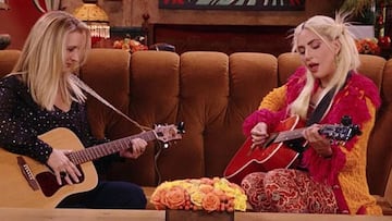 Lisa Kudrow (Phoebe) y Lady Gaga.