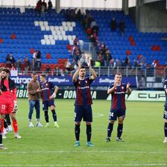 Una de cal y otra de arena para los armeros