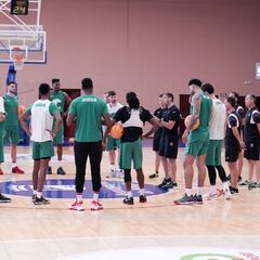 El Unicaja quiere resolver y el Lenovo, otra revancha