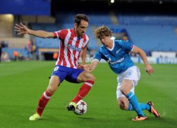 Juanfran junto Ansaldi.