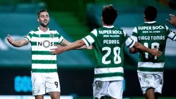 Los jugadores del Sporting Portugal celebrando un tanto