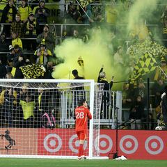 Arsenal voltea a la MLS para reforzar su portería