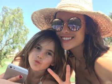 Es madre de dos hijos con su pareja Jamie Mazur, Anja de 7 años y Noah, que cumplirá 3 años el próximo día 7.
@alessandraambrosio