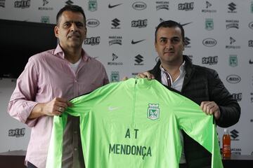 El brasileño Paulo Autuori fue presentado de manera oficial como nuevo director técnico de Atlético Nacional. Su debut será este fin de semana ante Leones, buscando sellar la clasificación a los playoffs de la Liga Águila II-2018.