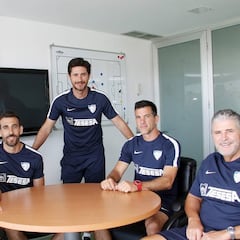 Víctor: "Si me dejan, pongo la bandera del Málaga en el balcón del hotel"