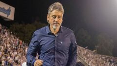 Indio Ortíz estalló contra el árbitro tras el clásico platense