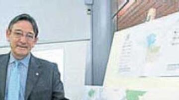 <b>OPOSICIÓN. </b>El concejal Juan Casas, contrario a la operación.