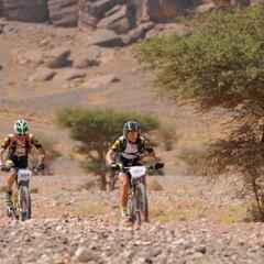 Más de 700 ciclistas correrán junto a Indurain y Chavanel en la Garmin Titan Desert
