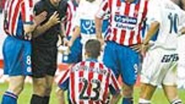 <b>MERECIDO.</B> El Tenerife se impuso con clase. El Sporting estuvo flojo.