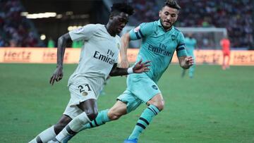 Weah encara a Kolasinac.