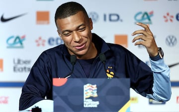 Mbappé, en rueda de prensa.