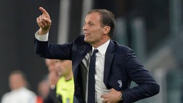 Juventus coach Massimiliano Allegri gestures  