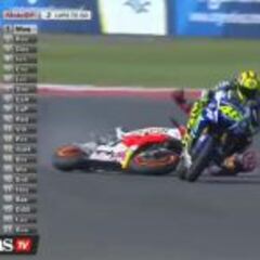 Facebook en Argentina, a Rossi: "Sos local, los demás mierda"