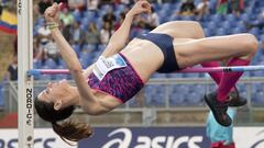 Ruth Beitia salta durante la Gala Dorada de la Liga Diamante de Roma.