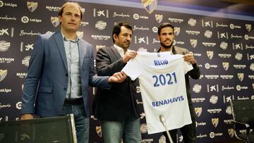 22/02/17 RUEDA DE PRENSA DE LA RENOVACION DE RECIO CON EL MALAGA CF
 EN LA FOTO CON ALTHANI Y ARNAU