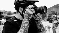 El vídeo tras las cámaras de la victoria de Héctor Saura en uno de los concursos de foto de MTB más prestigiosos del mundo