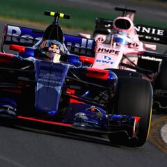 Sainz: "Cuando te falta tanta velocidad es difícil defenderse"