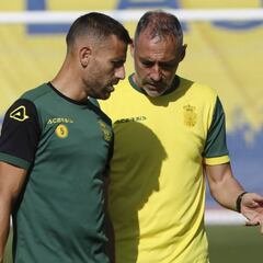 Ángel: "Sería de tontos no aprender de los golpes recibidos"