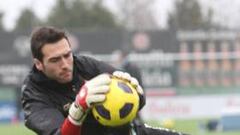 El Málaga cerrará hoy a Falcón o Caballero