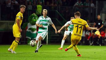 Soccer Football - DFB Cup - First Round - Greuther Fuerth v Borussia Dortmund - Sportpark Ronhof Thomas Summer, Fuerth, Germany - August 20, 2018   Borussia Dortmund&#039;s Marco Reus scores their second goal     REUTERS/Michael Dalder    DFB RULES PROHIB