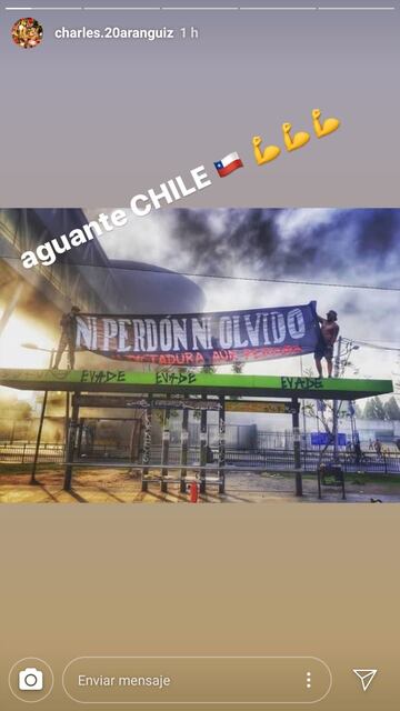 Los futbolistas chilenos también mostraron su parecer ante la crisis social en Chile.