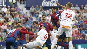 Alavés y Maripán celebraron su primera victoria en España