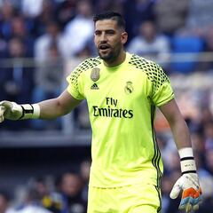 Casilla compromete a Zidane