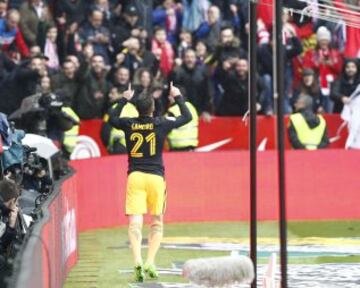 Gameiro celebra su primer hat-trick como rojiblanco. 1-4