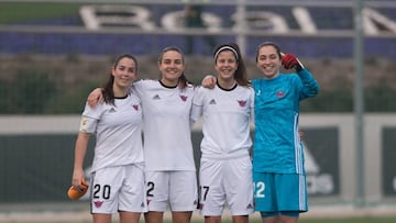 Sara Ezquerro, Gema Prieto, Patricia Carballo y Ainoa, en un partido del CD Tacon.