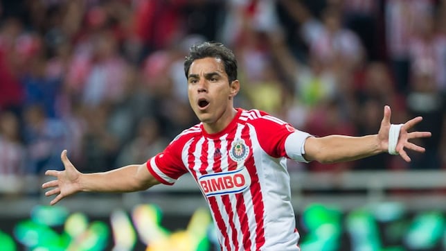 Omar Bravo calienta el Clásico Tapatío con polémica declaración