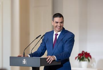 El actual presidente del Gobierno lleg¨® al mundo el 29 de febrero de 1972 y es uno de los pocos pol¨ªticos espa?oles que cumple a?os en esa fecha. Para casos como el del socialista, en nuestro pa¨ªs existe una norma civil en la que se recoge que los nacidos ese d¨ªa cumplen a?os a las 00 horas del 28 de febrero.