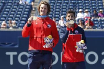 Hans Podlipnik y Nicolás Jarry se quedaron con la medalla de oro en el dobles tras derrotar al dueto argentino de Guido Adreozzi y Facundo Bagnis.