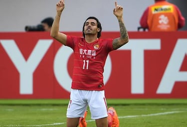 China teme por Qatar 2022 y 'naturaliza' a cinco brasile?os
