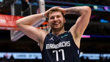 El cuarto año de Doncic es, después de este amago de crisis, un regreso absoluto a la buena senda. Primero, acalla los rumores de crisis con los Mavs con una extensión de contrato que le mete en el rango de mega estrella y bate récords para un contrato rookie: 5 años, 207 millones de dólares. Tercer all star, tercer billete para el Mejor Quinteto, otra temporada excepcional (28,4 puntos, 9,1 rebotes, 8,7 asistencias) y éxito de los recién llegados: Nico Harrison en los despachos y Jason Kidd en el banquillo. Los Mavs traspasan a Porzingis y por primera vez desde 2011 avanzan en playoffs. Superan a Jazz y Suns, el mejor equipo de la regular season, y solo ceden en la final de Conferencia contra los Warriors.