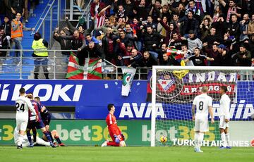 24/11/18 PARTIDO PRIMERA DIVISION
EIBAR - REAL MADRID
GOL KIKE GARCIA 3-0 ALEGRIA